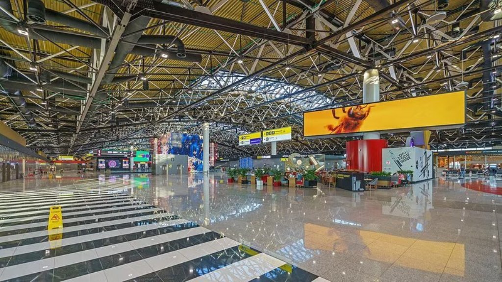 Nga thoái vốn nhà nước khỏi Sân bay Quốc tế Sheremetyevo